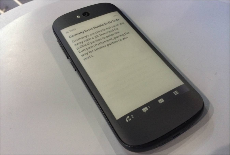 Illustration for article titled Yotaphone 2, así funciona el smartphone Android ruso de doble pantalla